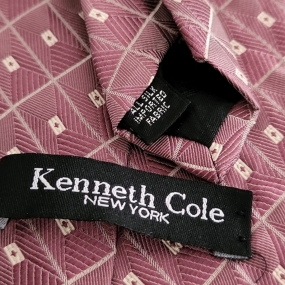 Kenneth Cole Dusty Mauve Rose Textured Executive Geometric Mens Suit Silk Tie - Picture 4 of 9